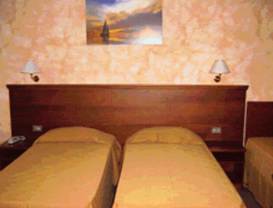 Hostiliae Ciminiera Hotel Ostiglia Экстерьер фото