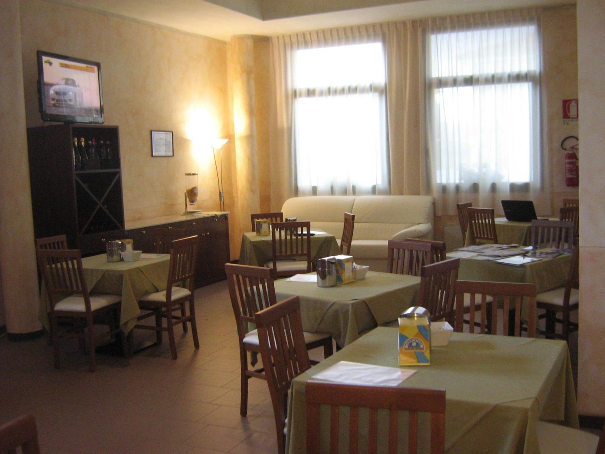 Hostiliae Ciminiera Hotel Ostiglia Экстерьер фото