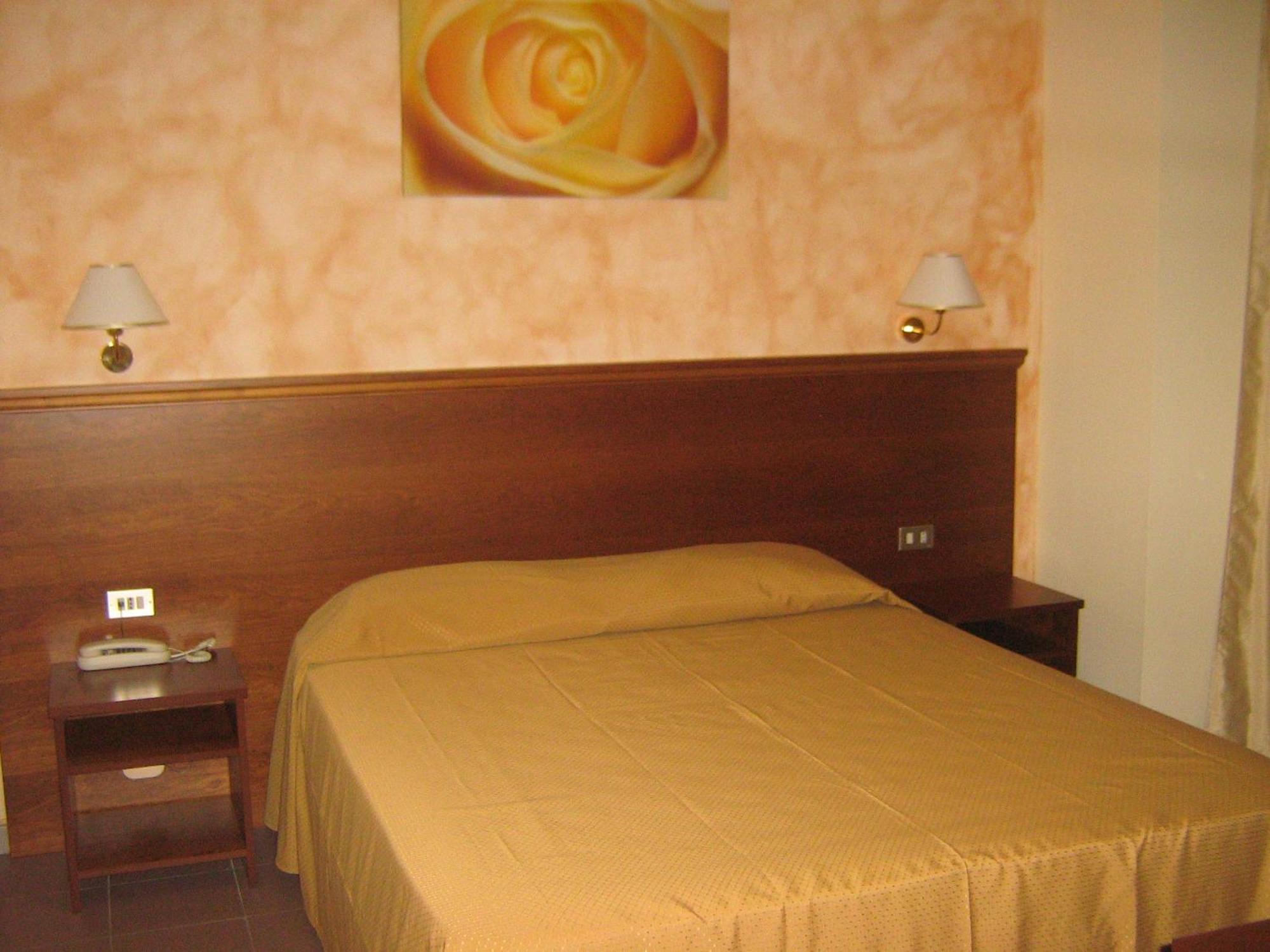 Hostiliae Ciminiera Hotel Ostiglia Экстерьер фото