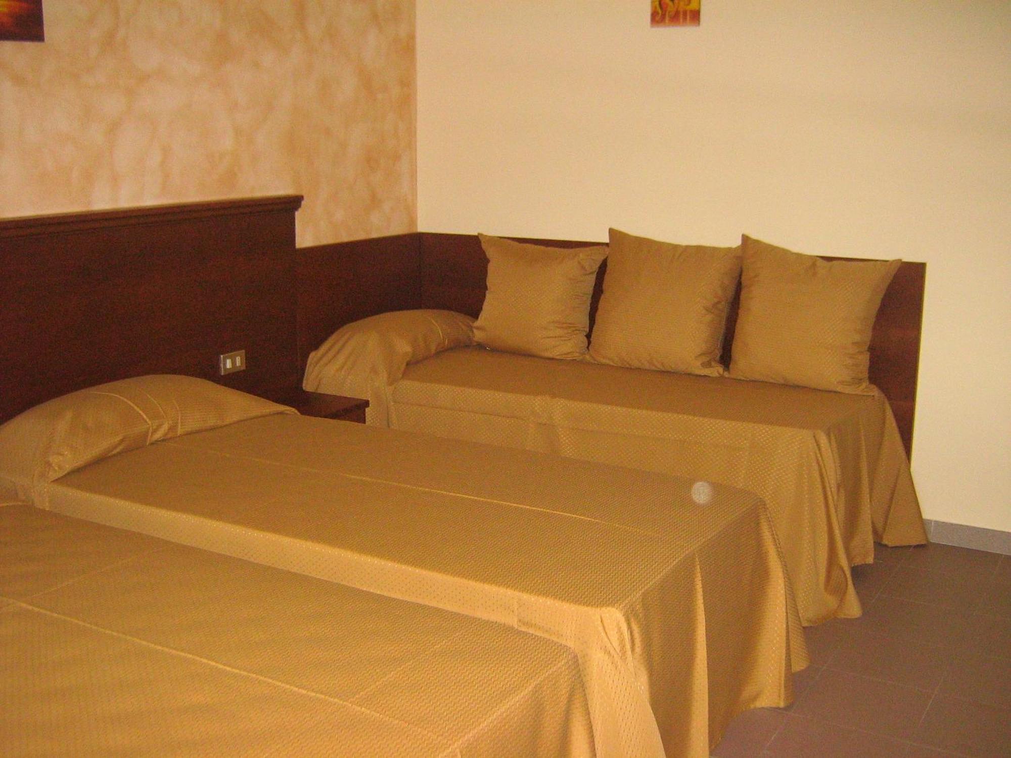 Hostiliae Ciminiera Hotel Ostiglia Экстерьер фото