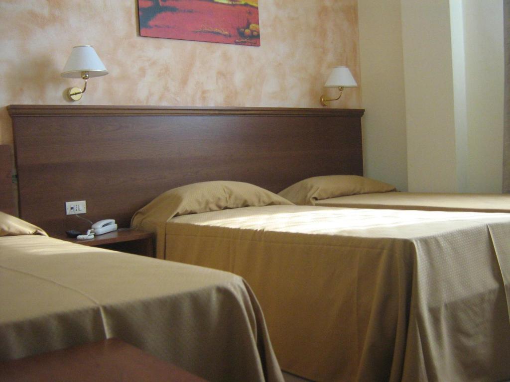 Hostiliae Ciminiera Hotel Ostiglia Экстерьер фото